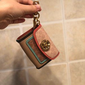 ❥(^_-)Coach❤ Mini Parker Bag Charm In Colorblock